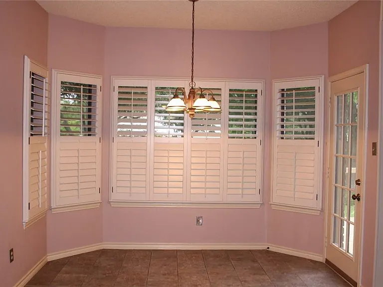 2141 Surrender Ave — Photo 4