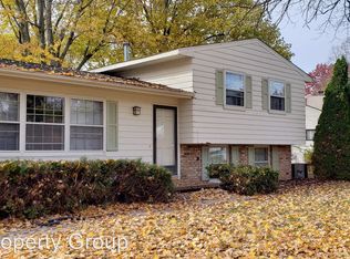 1903 Crescent Dr, Champaign, IL 61821