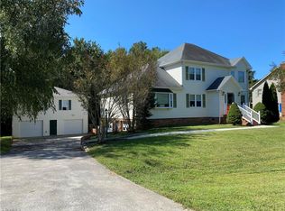 6007 Deer Hunter Ln, Lexington, NC 27295