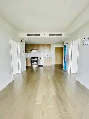 Rented by E Realty International Corp | media 3