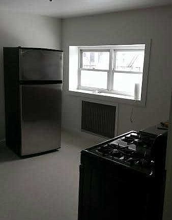 3rd image of 414 Cornelia St