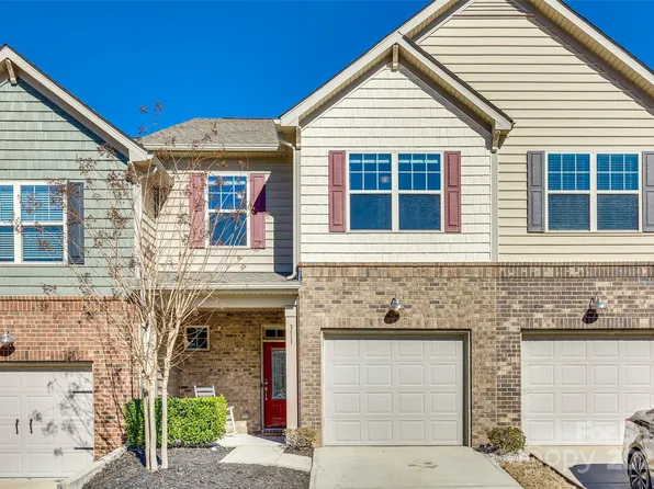 311 Kennebel Pl, Fort Mill, SC 29715