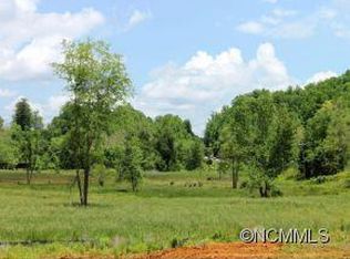 1 Epona Trce, Hendersonville, NC 28739