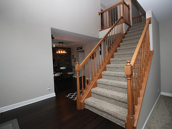 4th image of 3960 Peartree Dr