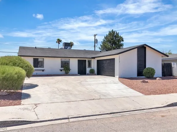 1217 N Tonopah Dr, Las Vegas, NV 89106