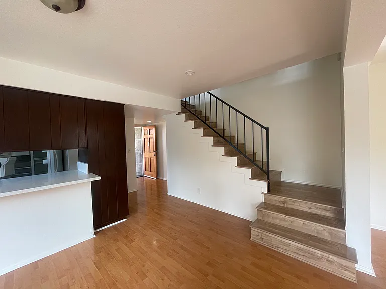 613 E Palmer Ave #1 — Photo 6