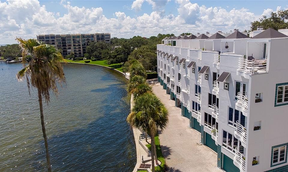 1st image of 4950 Bayshore Blvd APT 8