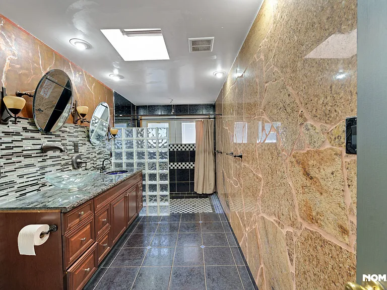 2837 E Campo Bello Dr — Photo 12