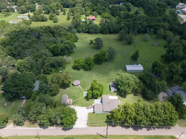 1736 E Farrall St, Shawnee, OK 74801