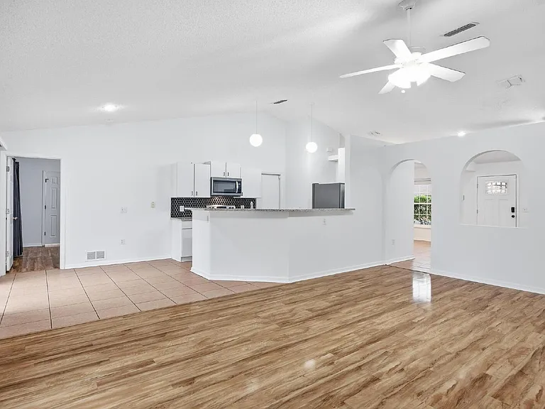 38 Bud Field Dr — Photo 11