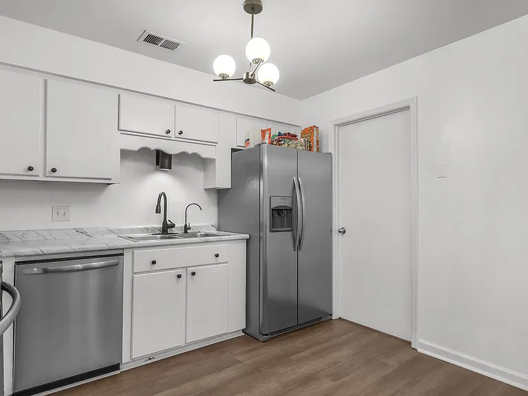 783 Inwood Dr — Photo 14