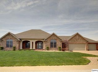 3420 Wynlake Rd, Quincy, IL 62305