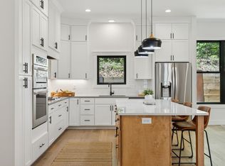 5742 Shady Oak Rd S #7, Minnetonka, MN 55343