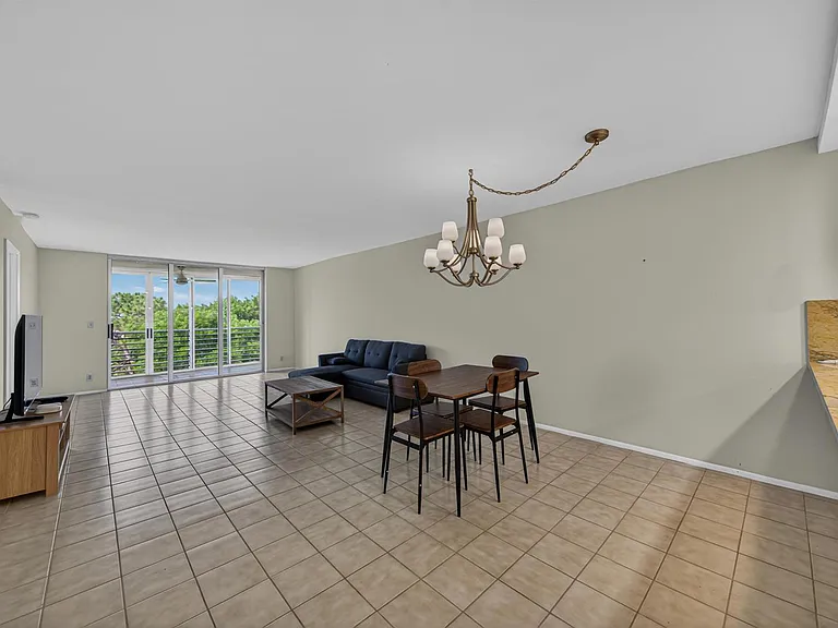 3503 Oaks Way #505 — Photo 10