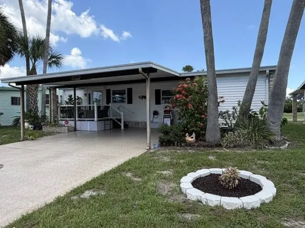 2109 Pier Dr, Ruskin, FL 33570