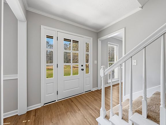 5th image of 7400 Lynch Rd