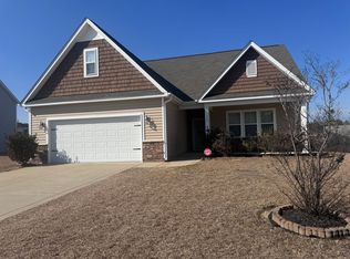 1544 Vandenberg Dr, Fayetteville, NC 28312