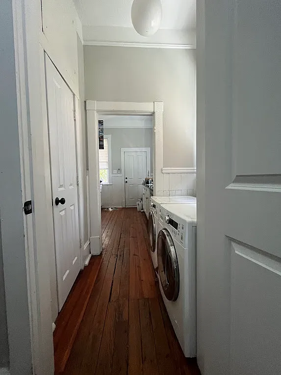 Studio, 216 sqft, $1,300 — Photo 1
