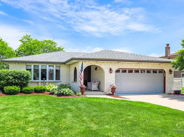 12715 S Westport Dr, Palos Park, IL 60464