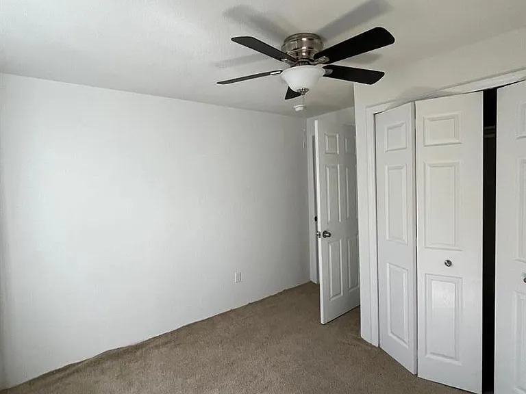 1155 Pond Side Dr — Photo 19