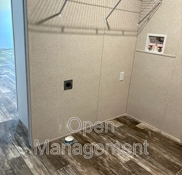 1400 Cleveland Rd #11 — Photo 12