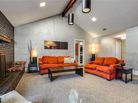 4th image of 301 Bodart Ln