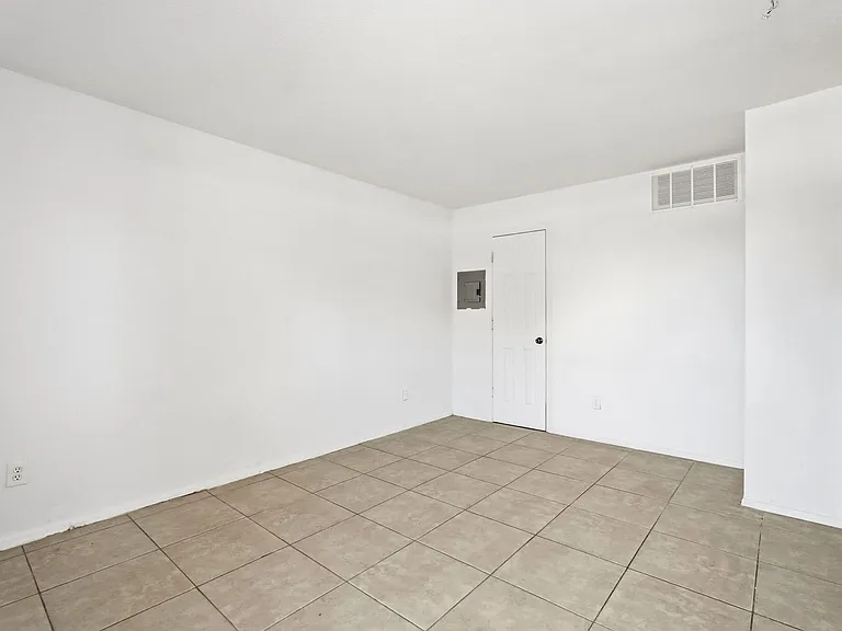 10501 South Dr #288 — Photo 20