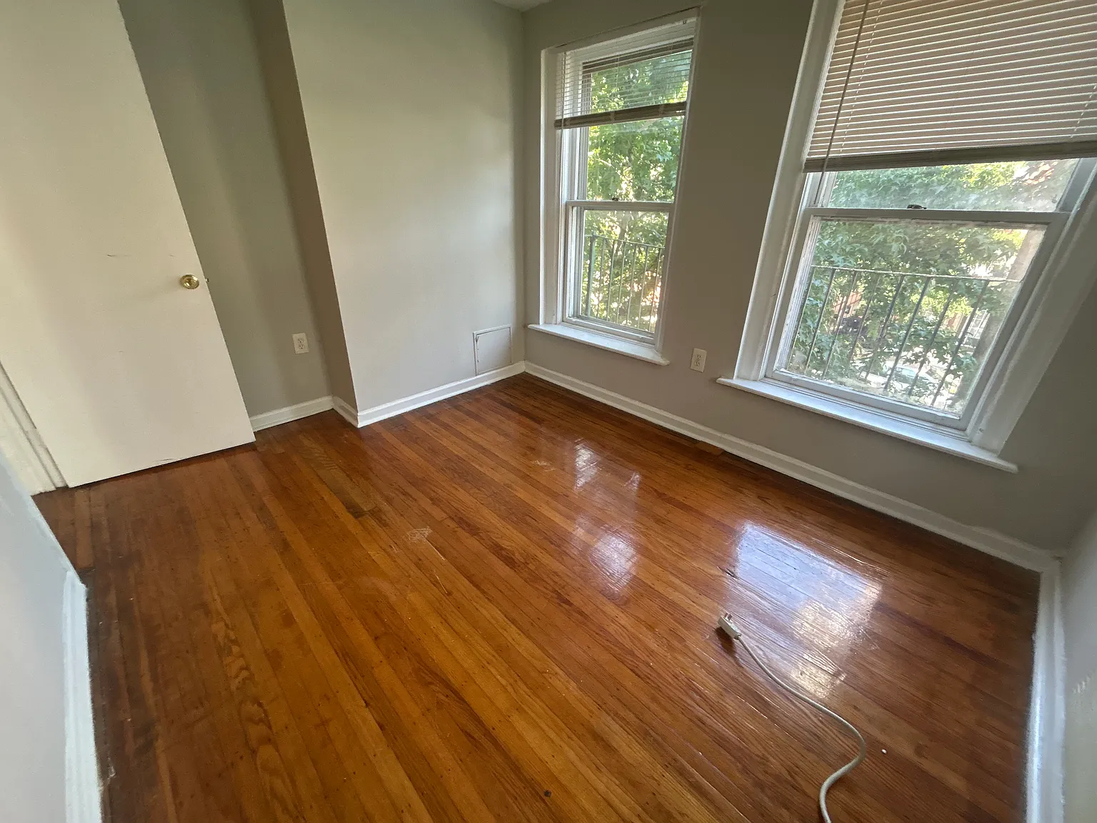 1 bed, $1,090 — Photo 4
