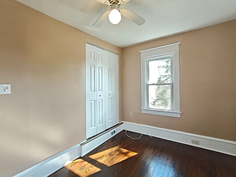 4 Pacific Ave #B — Photo 6
