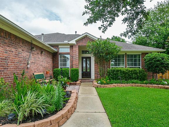 2nd image of 22302 Laguna Trace Ct