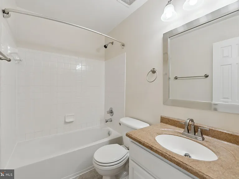 3802 Dominion Mill Dr — Photo 15