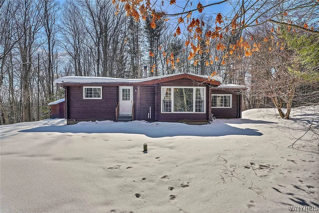 13357 Ward Rd photo 1