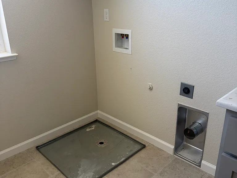 4344 Icon Ave — Photo 18