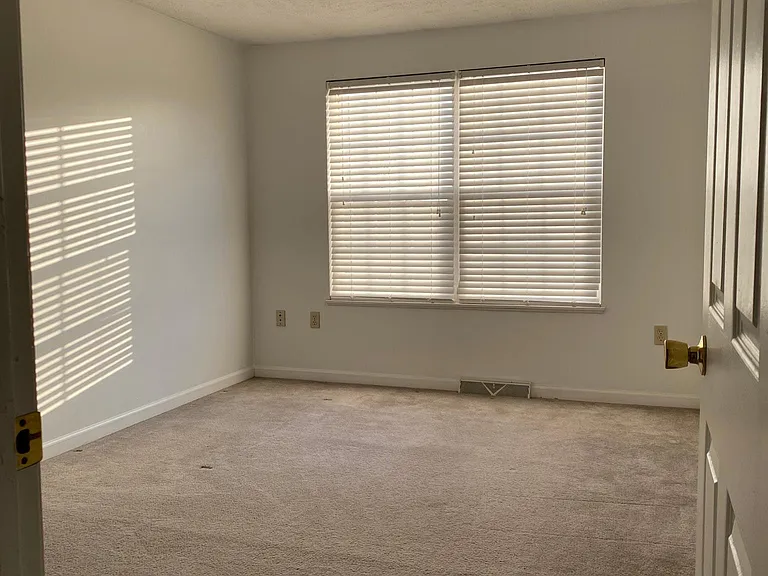 110 Court Side Ln #310 — Photo 21