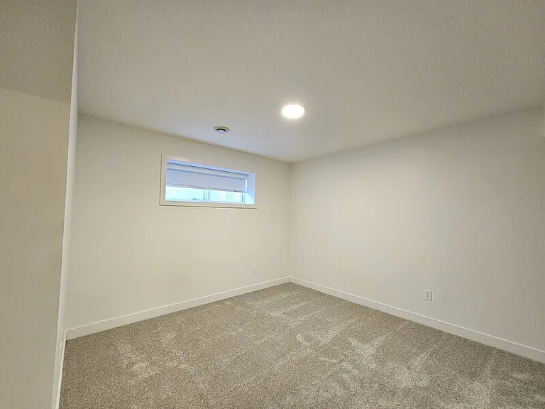 6355 King Wynd SW #LOWER — Photo 18