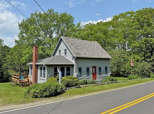 99 Huddle Rd, New Harbor, ME 04554