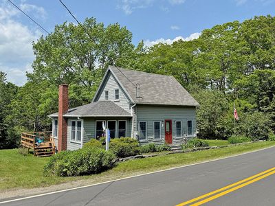 99 Huddle Road, New Harbor, ME, 04554