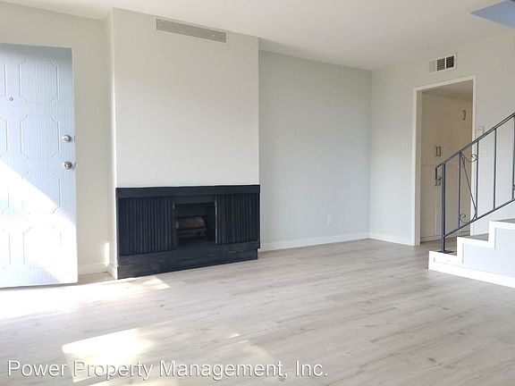 5th image of 18416 Mansel Ave
