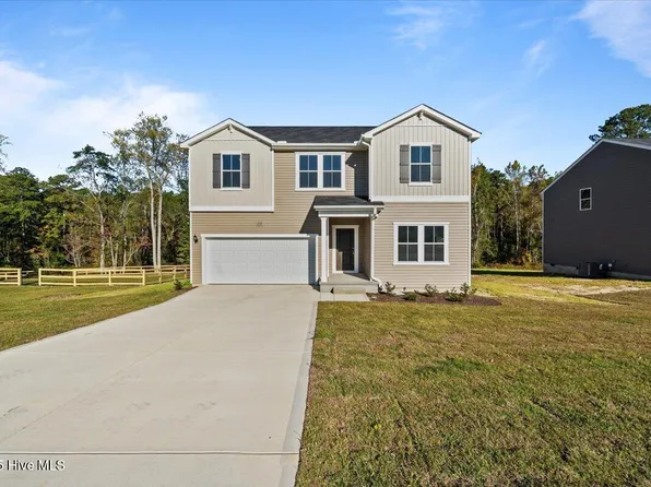 239 Happy Trail Road, Aberdeen, NC 28315