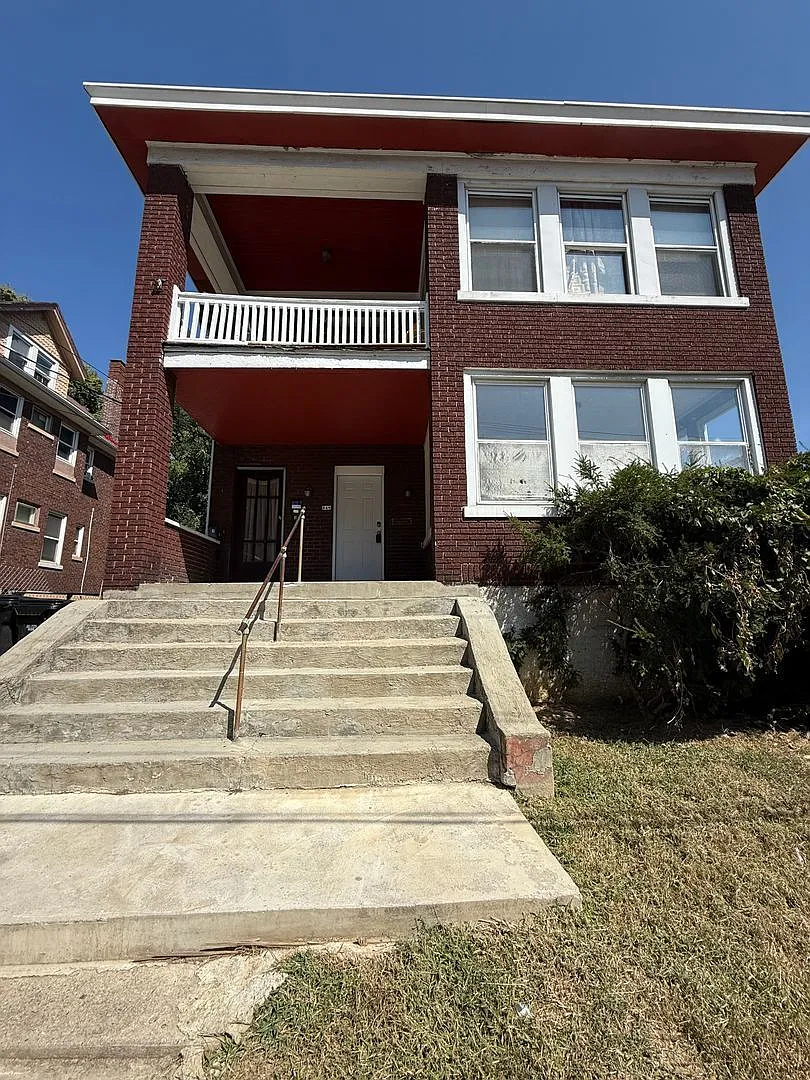2 bed, 1.0 bath, $1,125 — Photo 1