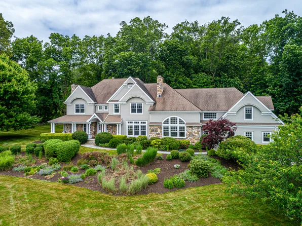 125 Nod Hill Rd, Wilton, CT 06897