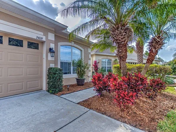 7409 Surrey Wood Ln, Apollo Beach, FL 33572