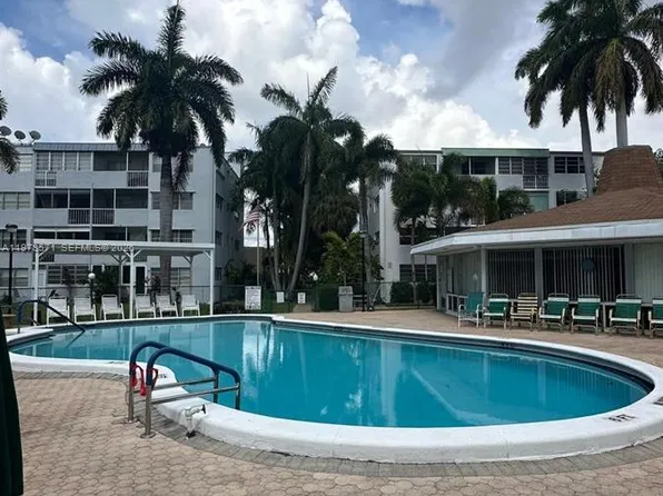 1333 E Hallandale Beach Blvd, Hallandale, FL