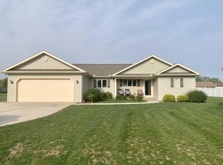 508 Devoe Dr, Sweetser, IN 46987