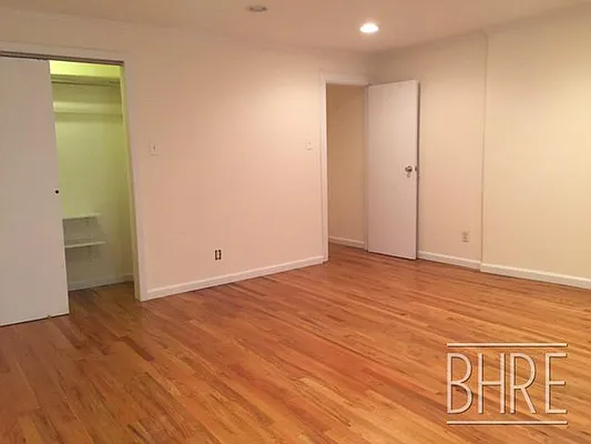 Rented by Brooklyn Heights Real Estate Inc | media 9