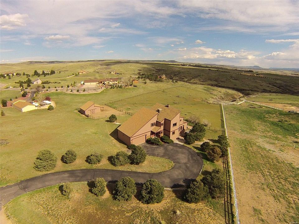 3.78 Acres Residential Horse property adjacent to open space and trails - beauti