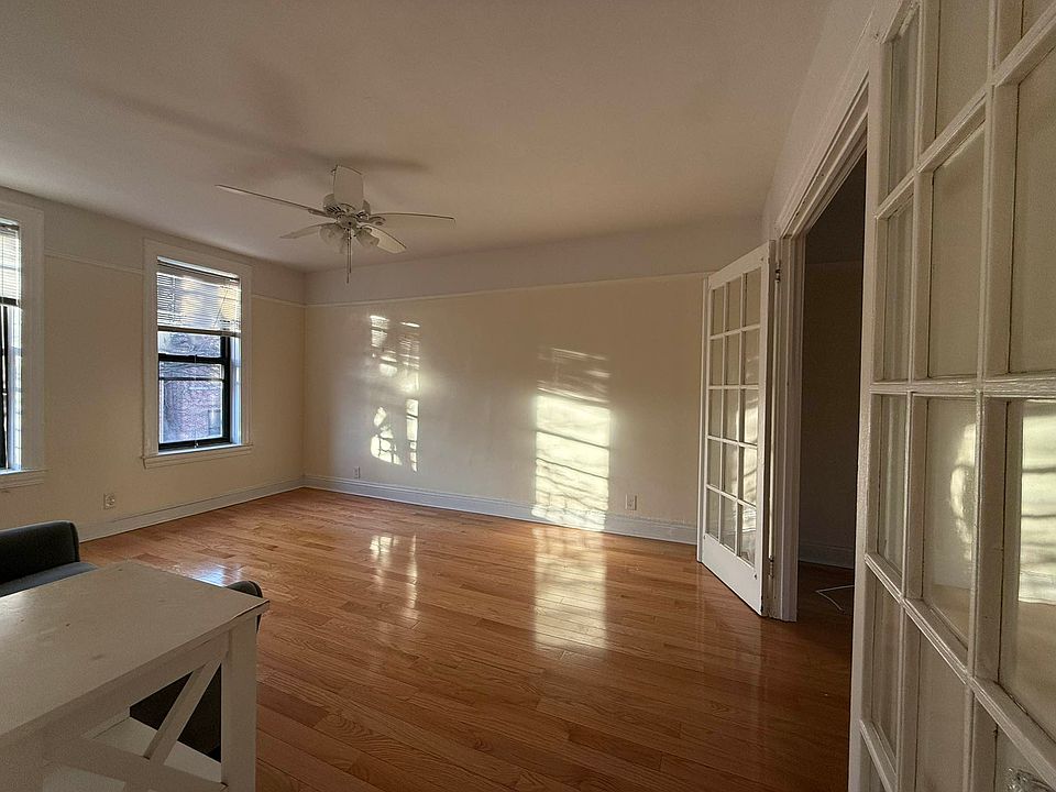 1st image of 4119 49th St APT 3F