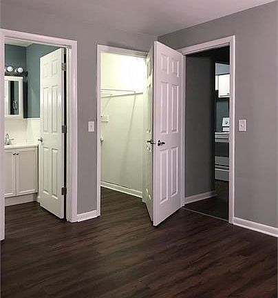 4th image of 320 Forest Park Dr APT 106