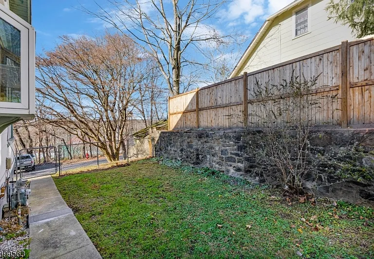 16 Tisco Ave — Photo 27