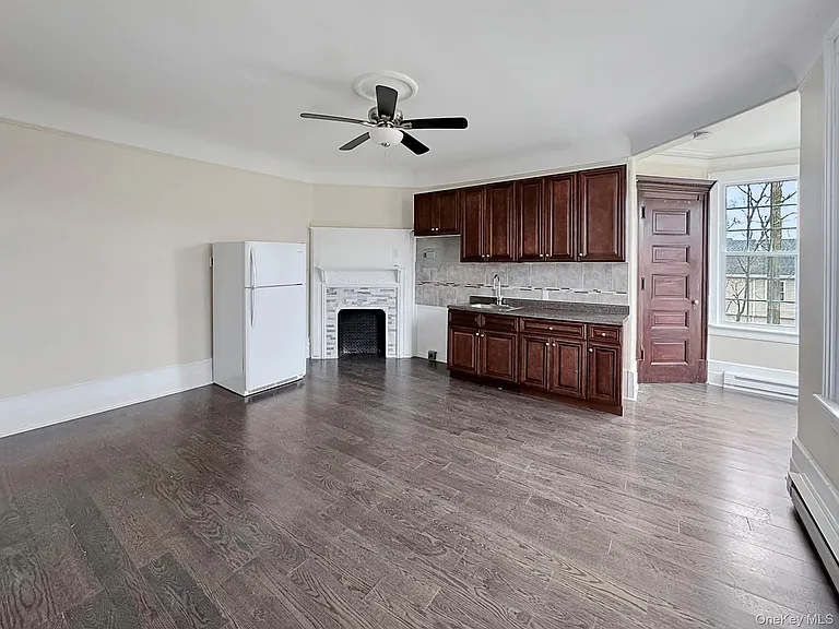 3604 Lexington Ave #5 — Photo 3